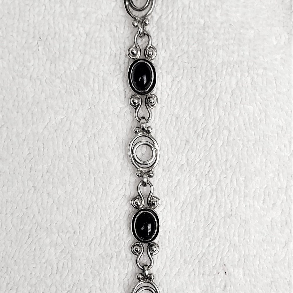 Blue Lapis Bracelet, set in 925 Sterling Silver